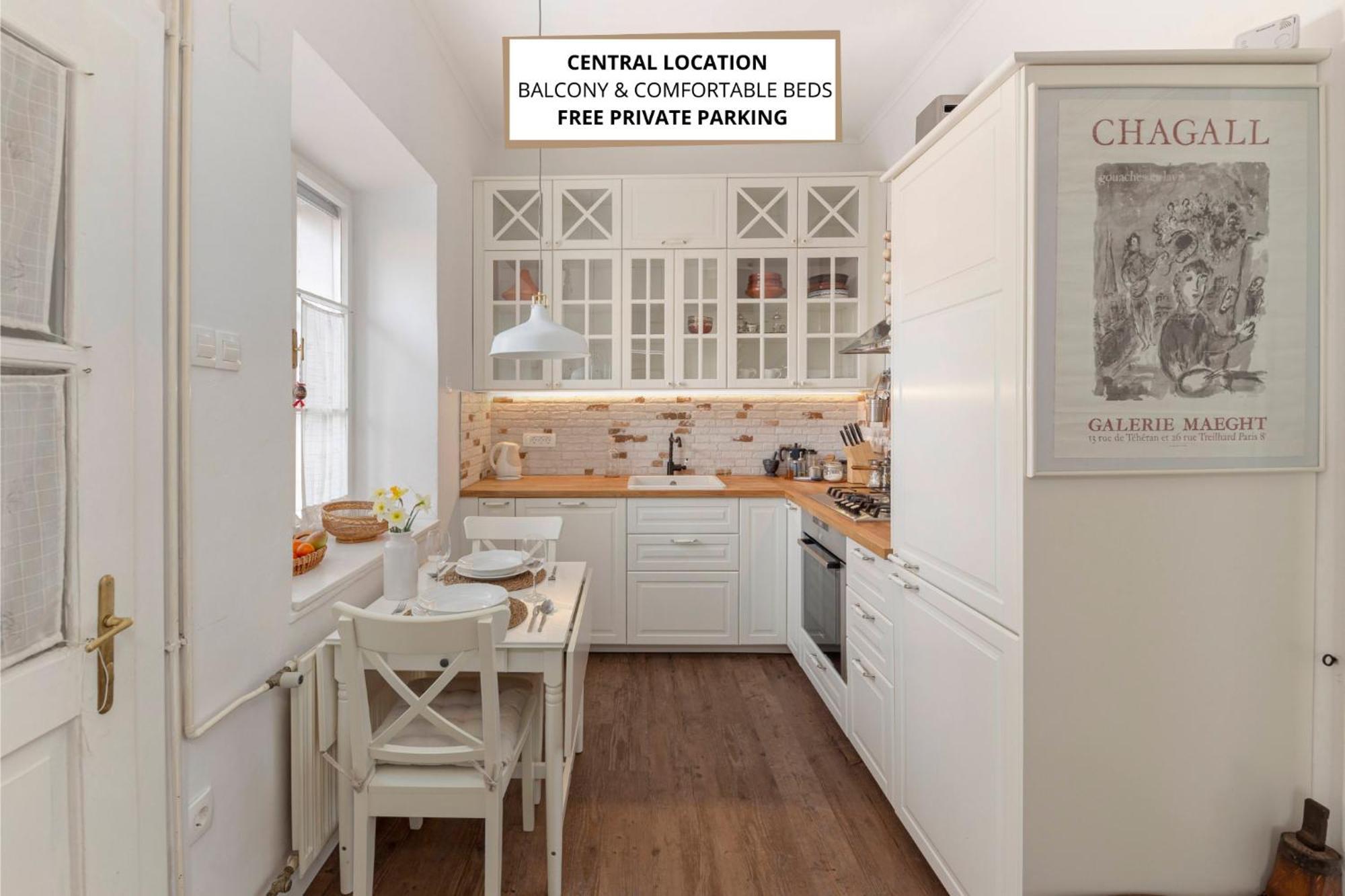 Historical Caserne Apartment Любляна Экстерьер фото